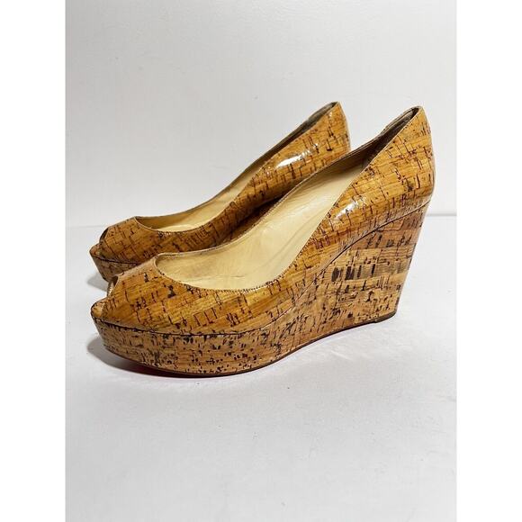 Christian Louboutin EUC Une Plume Lucido Cork Wedge Shoe Sandal Size 9.5